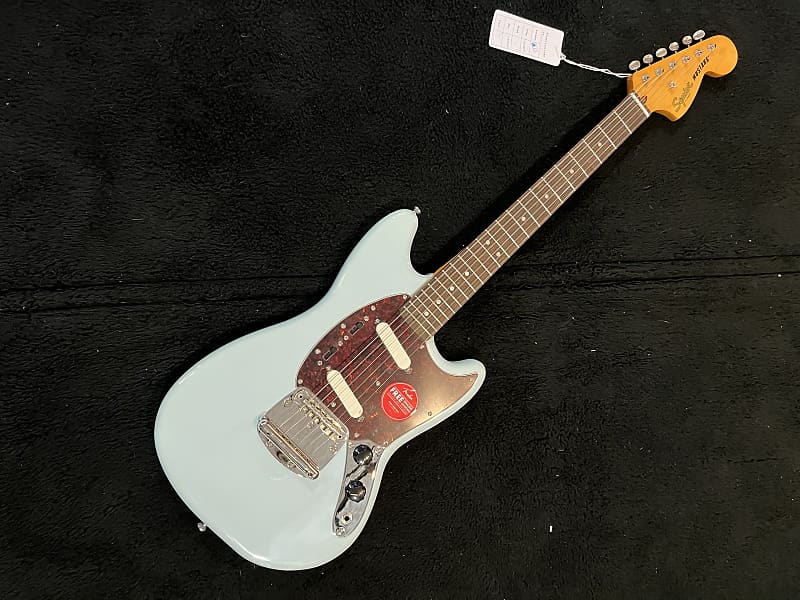 Squier Classic Vibe '60s Mustang 2018 Sonic Blue #ICSJ21006233 (7 lbs. 11  oz.)