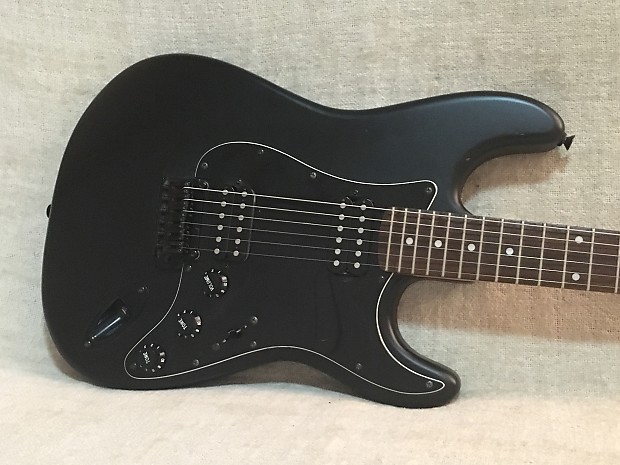 Matte black shop stratocaster