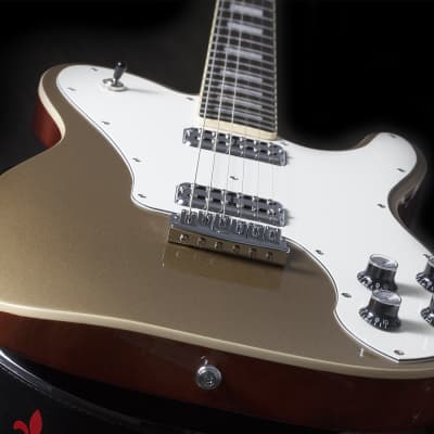 Schecter Pt Fastback, Gold Top 2147 image 4