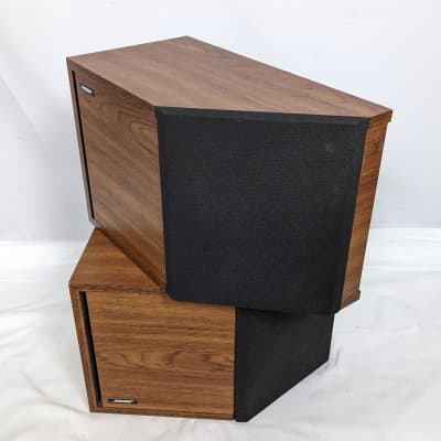 Bose 2.2 Direct Reflecting Wood Angled Bookshelf Speakers R
