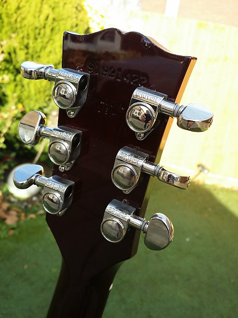 Gibson ES-335 Studio RARE 1991 vintage. No F Holes. Dirty Fingers pickups.  Ebony fretboard. Wine Red