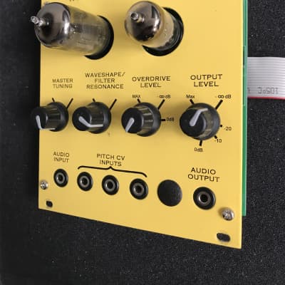 Metasonix R-54 Supermodule VCO/VCF 2010s - Yellow image 3