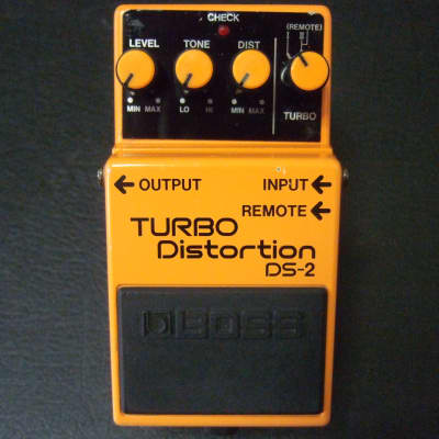 Playing Kurt Cobain's ACTUAL Distortion Pedal | Nevermind