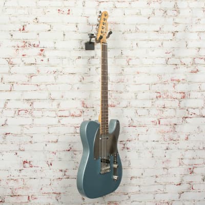 USED Fender B-Stock Chrissie Hynde Telecaster Electric Guitar Ice Blue Metallic image 10