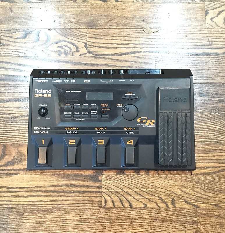 Roland GR33 Guitar Synth | zZounds