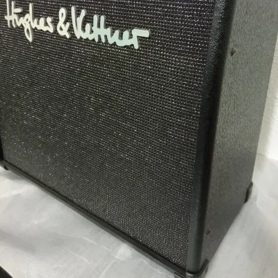 Hughes & Kettner Edition Blue 30R 2-Channel 30-Watt 1x10