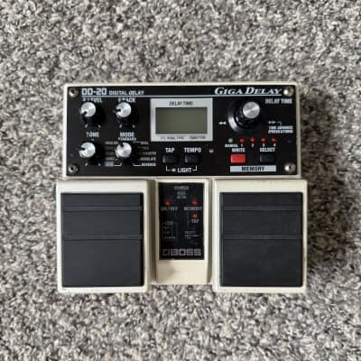 Amazon.com: Boss DD-20 Giga Delay Guitar Pedal : Musical