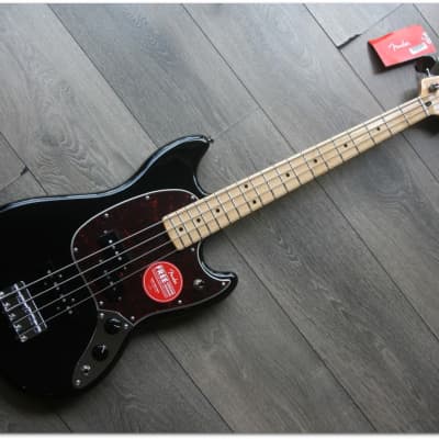Fender FENDER "Mustang Bass Special Edition PJ Maple Neck Black" image 1