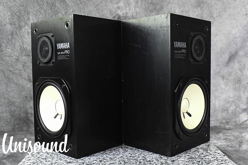 YAMAHA NS-10M Speaker System in Very Good Condition.