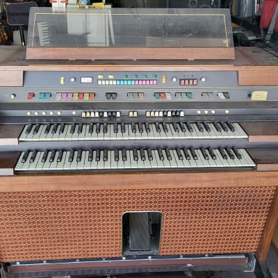 Hammond Series Organ 1970's - Cherry image 13