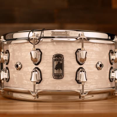 MAPEX BLACK PANTHER HERITAGE 14 X 6 5 PLY MAPLE SNARE DRUM, WHITE STRATA image 1