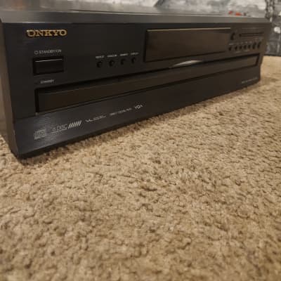 Onkyo Onkyo DX-C3906-CD changer with MP3 CD playback 90s image 5