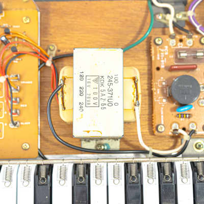 1985 Roland Juno 106 61-Key Polyphonic Keyboard Synthesizer * Serviced * image 12