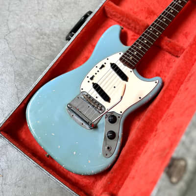 Fender Mustang (1964 - 1969) | Reverb