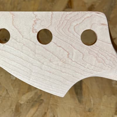 Luthier Made Jazz bass neck - Natural image 7