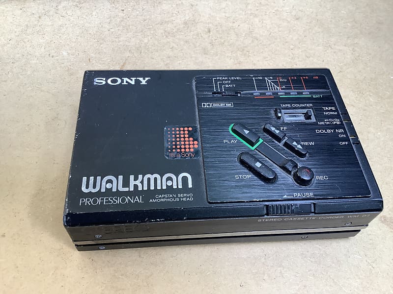 Sony WM-D3 Professional Walkman Stereo Casette-Corder recorder portable PROFESSIONAL Japan  			
