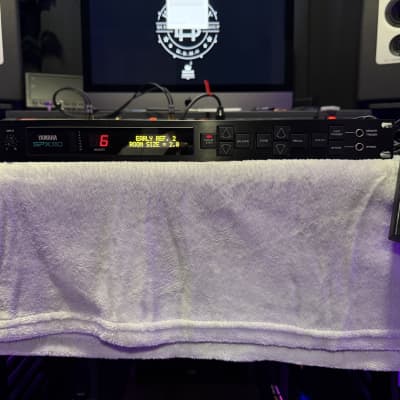 Yamaha SPX90 with Updated LCD, RC7 Remote, Program Guides and Manual