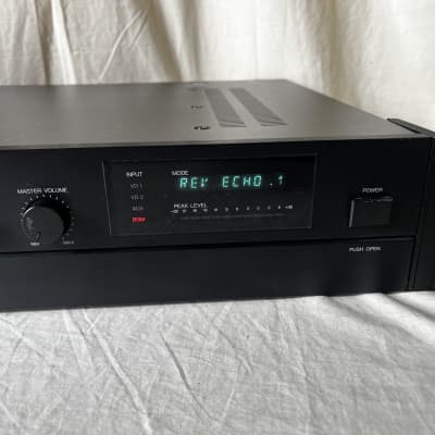 Roland DIGITAL SPACE ECHO RE-5 テープエコー Roland DIGITAL SPACE ECHO RE-5 vintage rack | Reverb