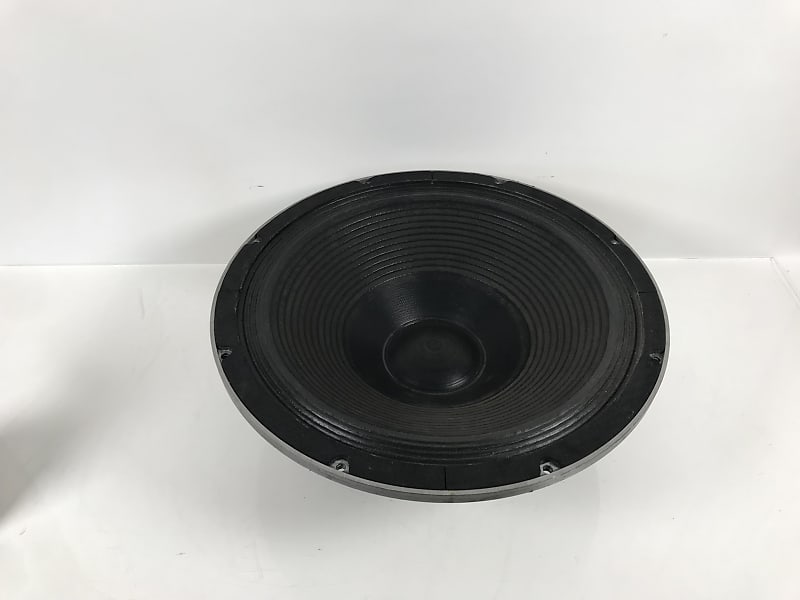 Meyer Sound MS-18 HTS 18