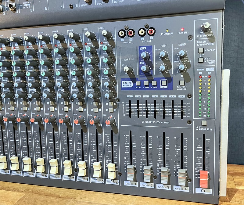 Yamaha MX12/4 12 Channel 4 Bus Analog Mixing Console | Reverb