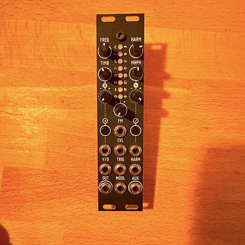 Mutable Instruments Plaits