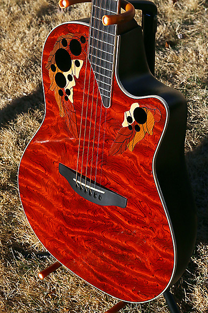 Excellent Ovation 1999 Collectors Edition - Waterfall