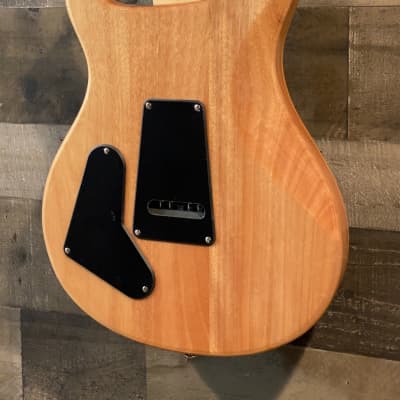 PRS SE Custom 22 Semi-Hollow Santana Yellow Display Model image 4