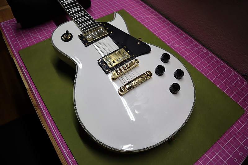 Harley Benton SC-500 WH Vintage Series Free FretWerx Setup White