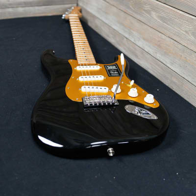 Fender Limited Edition Player Stratocaster - Black (13346-5F) image 17