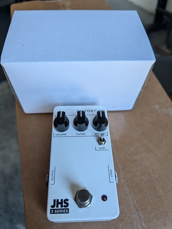 JHS 3 Series Distortion