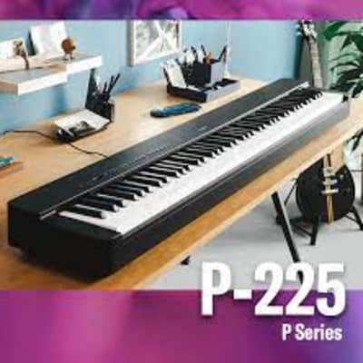 Yamaha P-225 Stage Piano (Black)