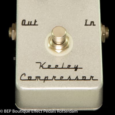 Keeley Compressor 2 Knob s/n 5224 USA signed by Robert Keeley, as used by Matt Bellamy MUSE image 8
