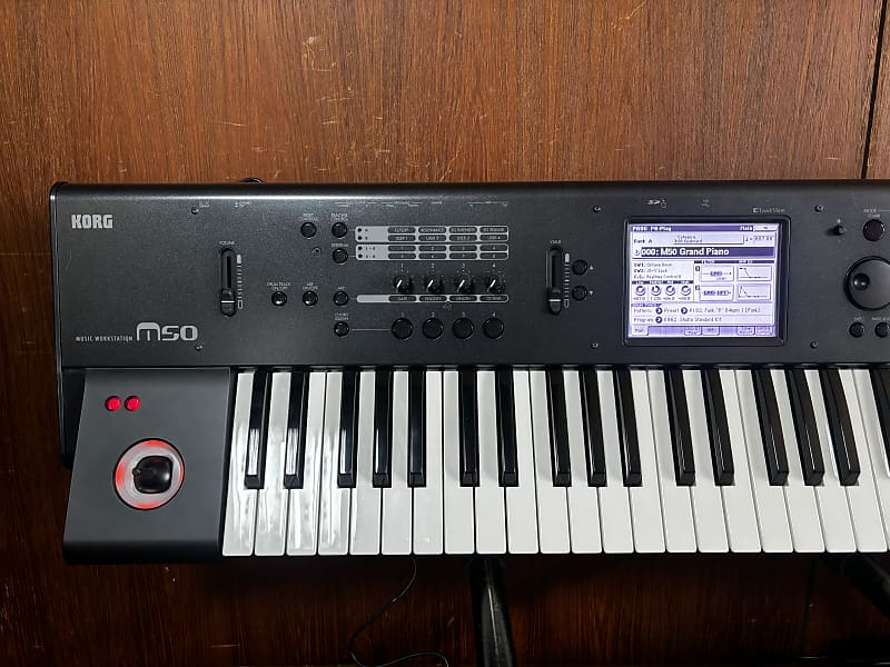 KORG M50-61 61-Key Compact Music Workstation w/ box