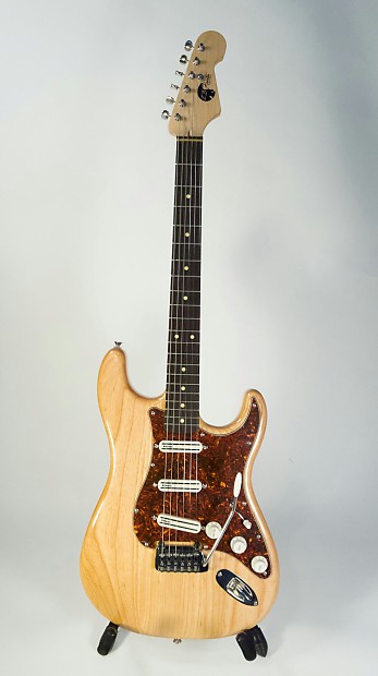 E.B. Rooster Strat 2016 Natural Reverb