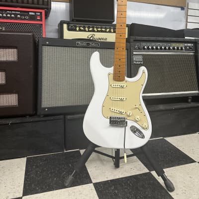 Stagg Strat Style Electric Guitar image 1