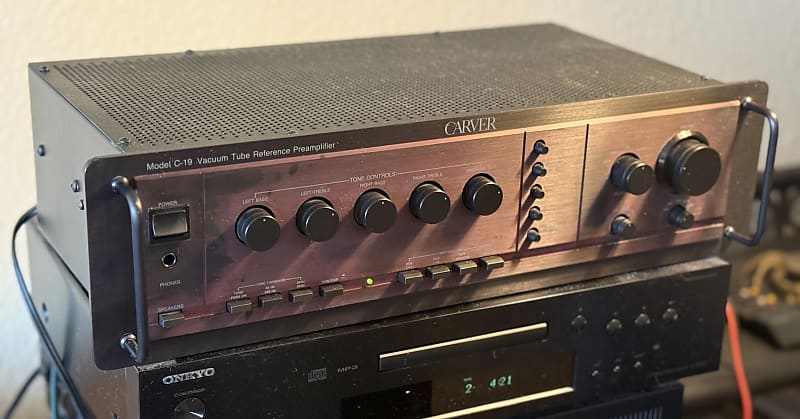 CARVER C-16 プリアンプ 黒色 Vintage Carver C-16 Stereo Preamp - Quick and Dirty Video