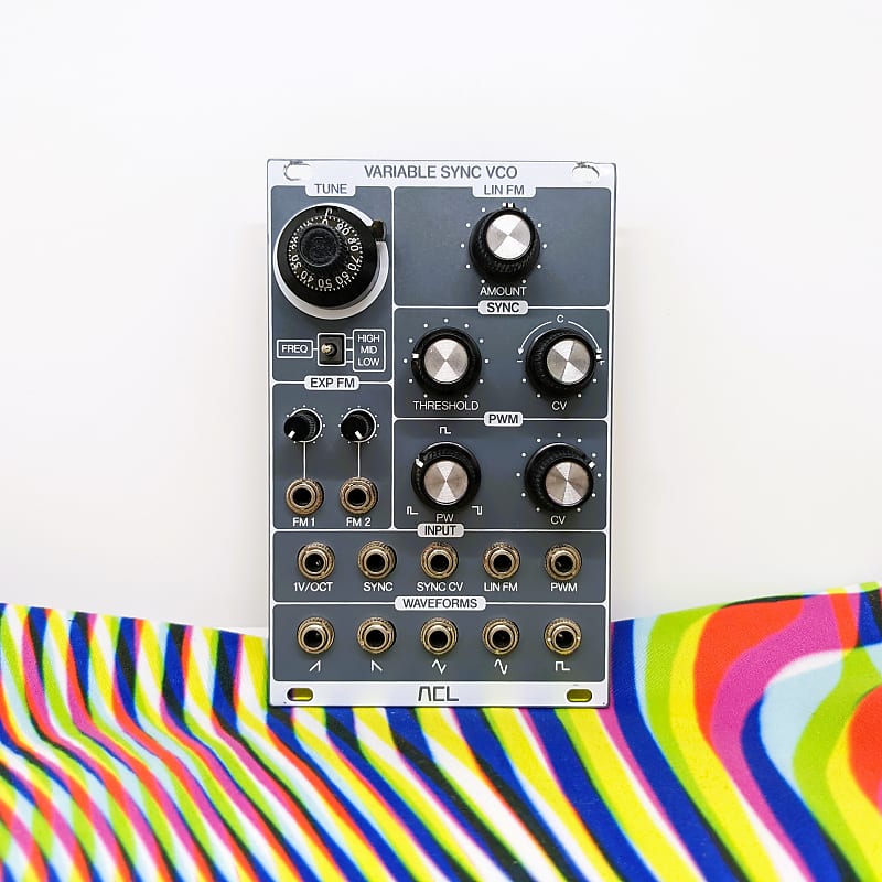 ACL Variable Sync VCO // precision ramp-core VCO (4 of 4) image 1