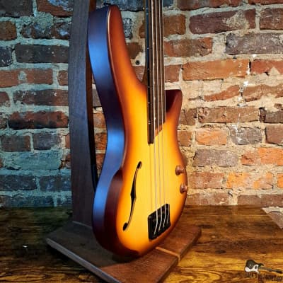 Ibanez SoundGear SRH500F Hollow Fretless Bass (2023 - Violinburst) image 4