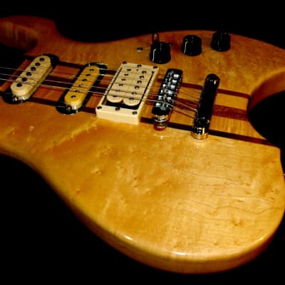 LADO R-1 1985 Natural Maple.  Beautiful Guitar.  Great player. UBER RARE. image 8