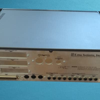 E-MU Systems E6400 Emulator Rackmount 64-Voice Sampler Workstation