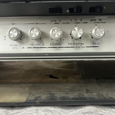Ampeg V4B Tube Bass Head image 3