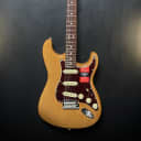 Fender Limited Edition Lightweight Ash American Professional Stratocaster - Aged Natural