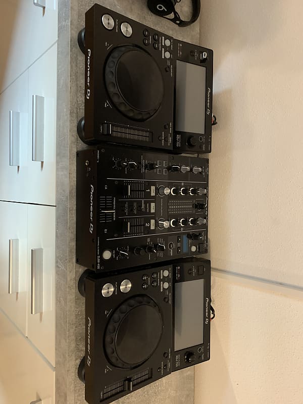 Pioneer 2x XDJ 700 + DJM 450 + Koffer 2019 Schwarz | Reverb