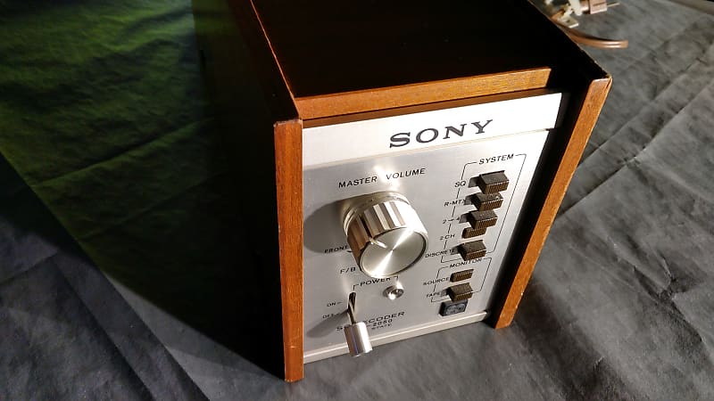 SONY SQD-2050 デコーダー Sony SQD 2050 - Quadraphonic Quad | Reverb