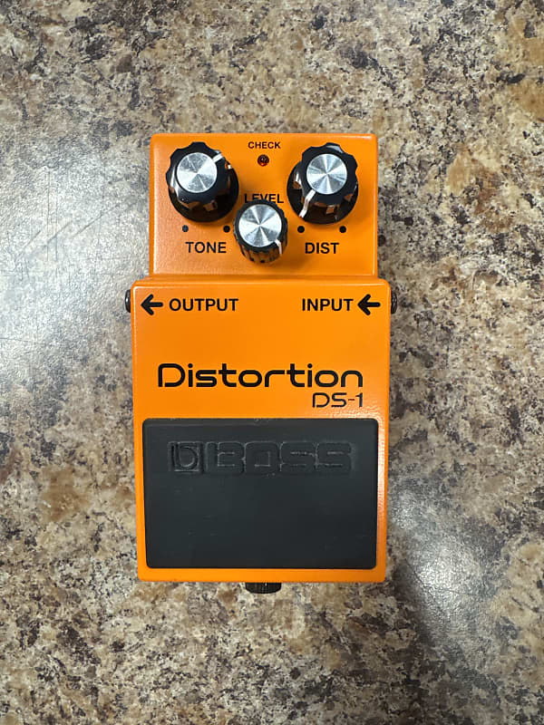 Boss DS-1 Distortion