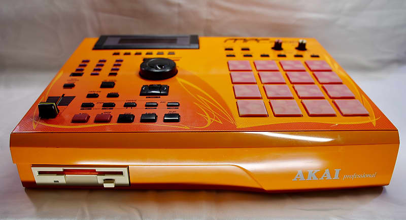 Akai MPC 2000XL SE2 Late 90s Orange