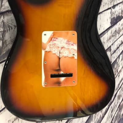 Fender Stratocaster 1999 Sunburst image 13