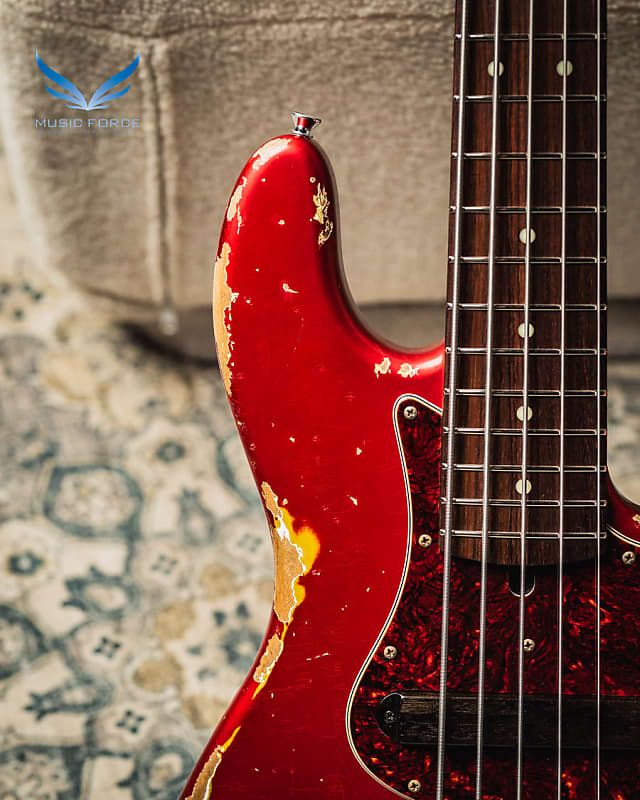 Xotic XJ-1T 5 String Heavy Aged-Candy Apple Red w/Matching