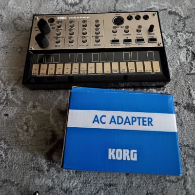 Korg Volca Keys Analog Loop Synthesizer 2013 - Present - Gold/Black