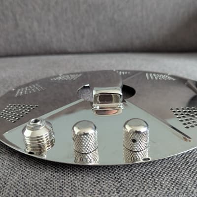 National Reso-Phonic Hot plate image 3